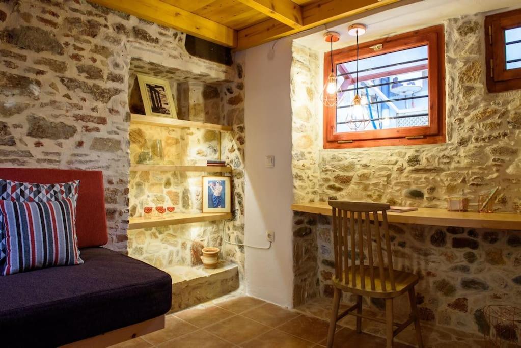 Lavrio Stone House 5 Min From The Centre/Port Διαμέρισμα Εξωτερικό φωτογραφία